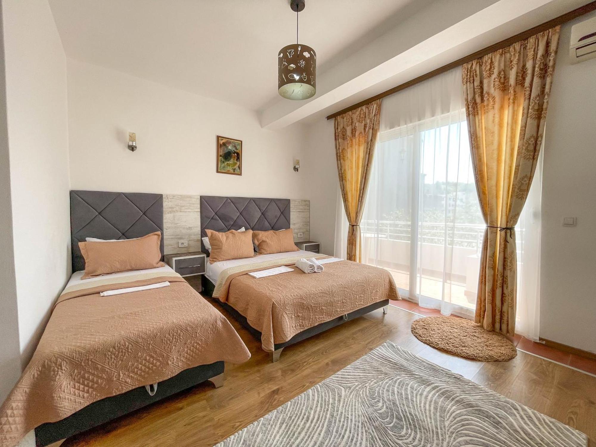B&B Lovac Hasa 2 Ulcinj Quarto foto