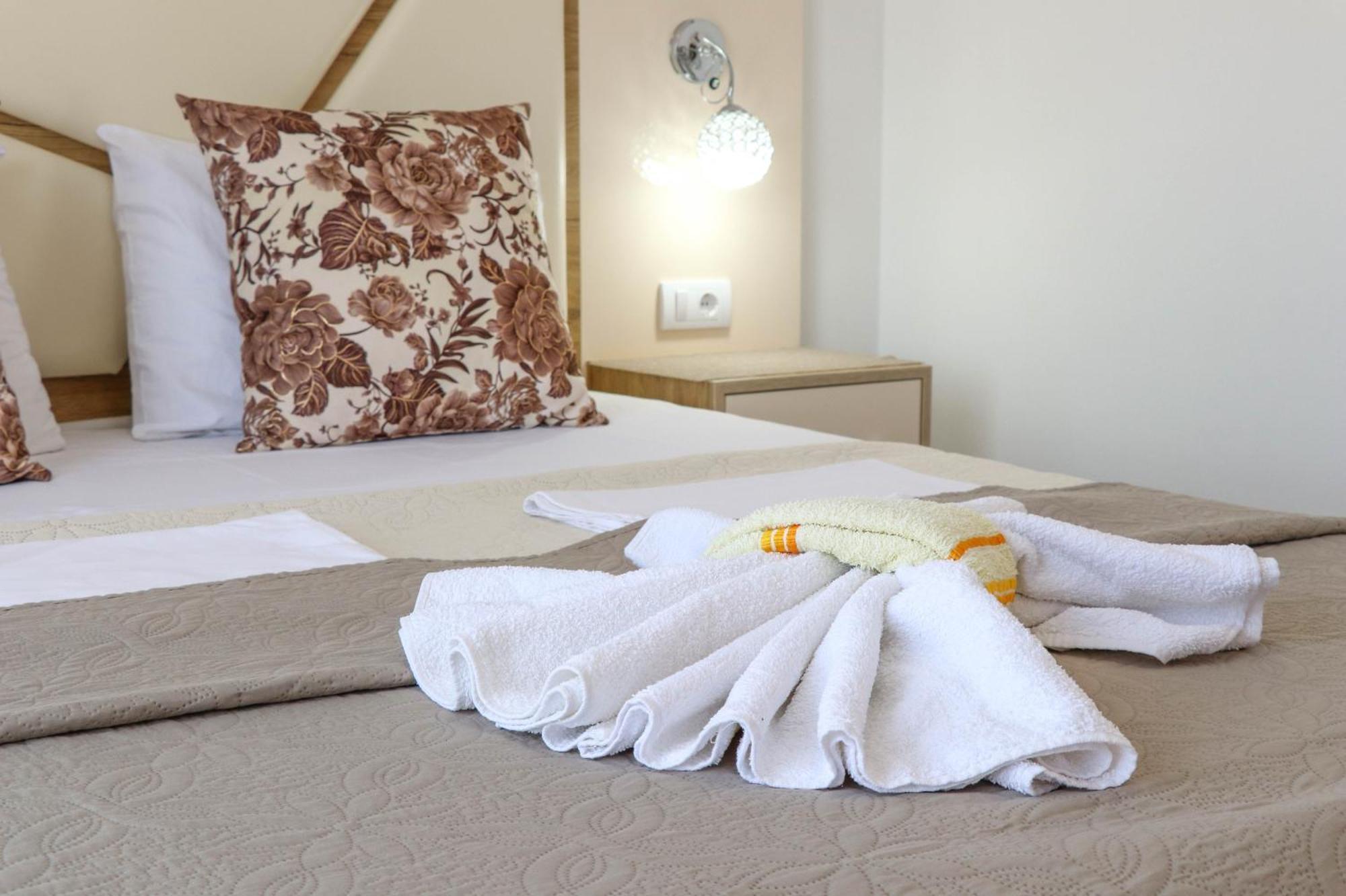 B&B Lovac Hasa 2 Ulcinj Quarto foto
